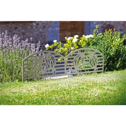 Ágyásszegély mákgubó mintával 40 cm x 1 m