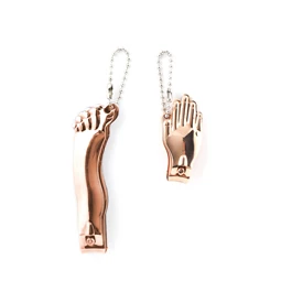 Kéz és láb formájú körömcsipesz szett