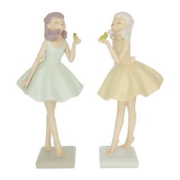 Lány békával álló 13,5x13,7x30,6 cm 2 féle