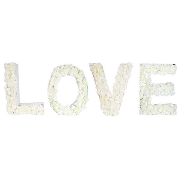 "Love" felirat selyemvirággal 100x300 cm