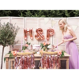 Lufi p betű fólia 35 cm rózsaarany