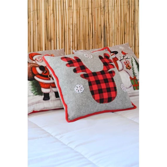 Párna rénszarvasos 40x15x40 cm